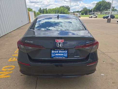 Used 2025 Honda Civic Sport image 7