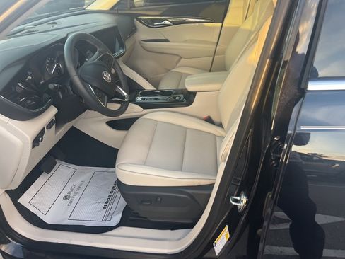 Certified 2022 Buick Envision Essence w/ Technology Package I image 11