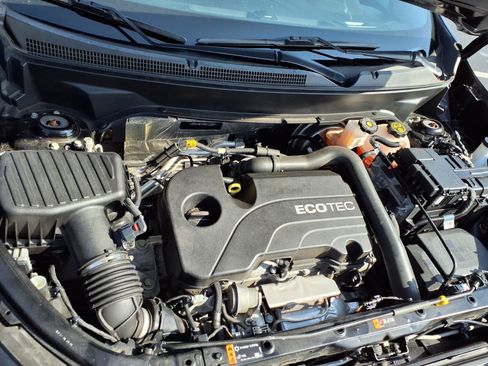 Used 2022 Chevrolet Equinox Premier image 34