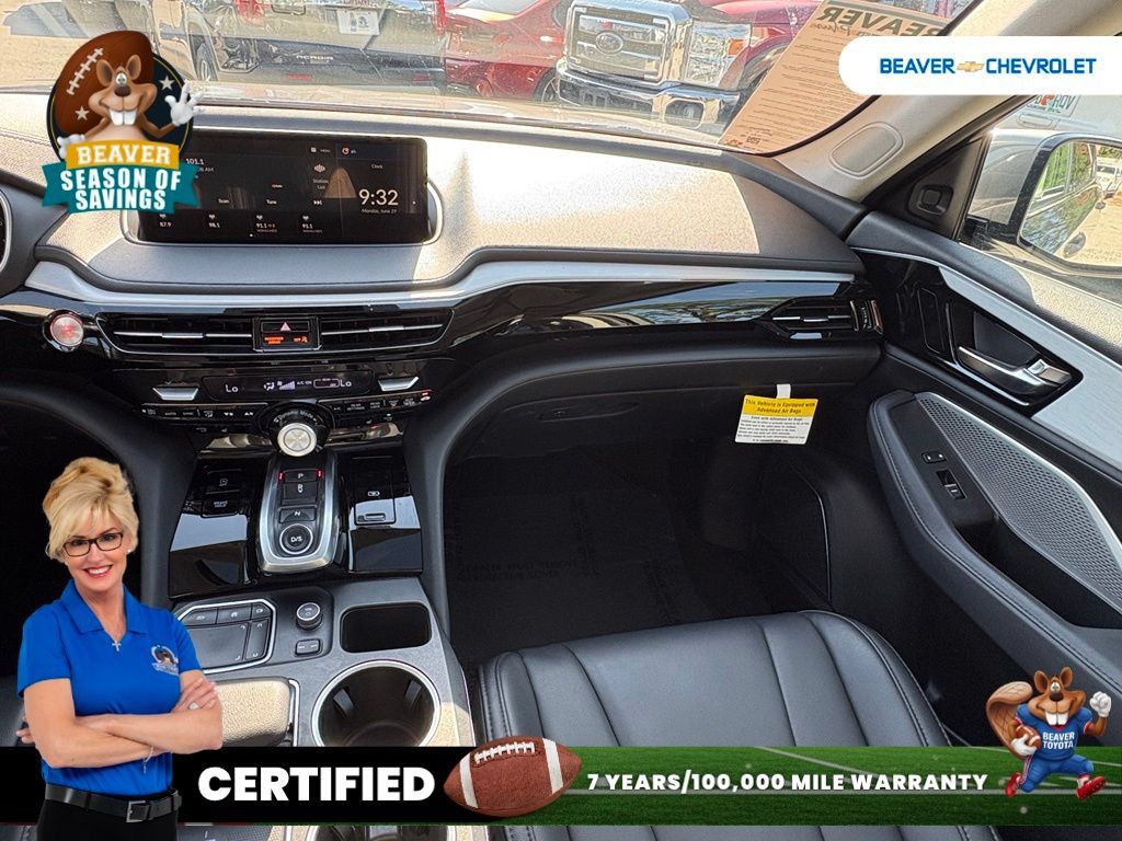 Used 2023 Acura MDX SH-AWD image 17