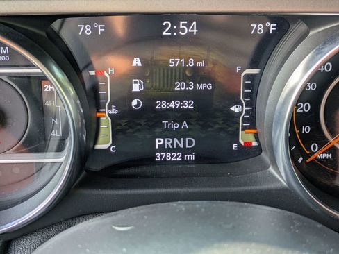 Used 2020 Jeep Wrangler Unlimited Sport S image 18