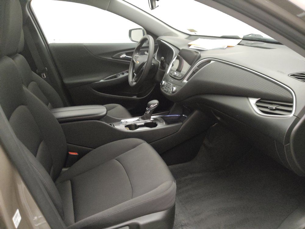 Used 2025 Chevrolet Malibu LT FWD image 21
