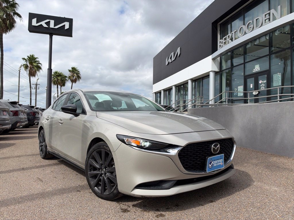 Used 2025 MAZDA MAZDA3 s FWD image 1