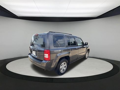 Used 2017 Jeep Patriot Sport w/ Power Value Group FWD image 7