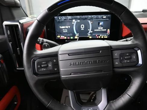 Used 2026 GMC Hummer EV 4x4 Crew Cab w/ Carbon Fiber Edition Package image 8