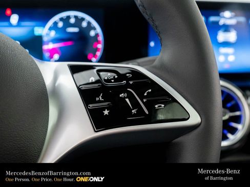 New 2026 Mercedes-Benz GLB 250 4MATIC image 35