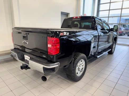 Used 2017 Chevrolet Silverado 2500 LTZ w/ LTZ Plus Package AWD/4WD image 38