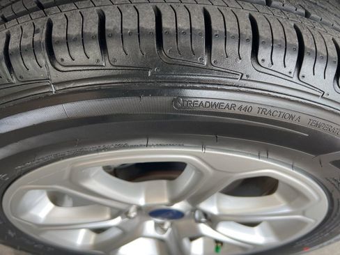 Used 2019 Ford EcoSport SE image 37