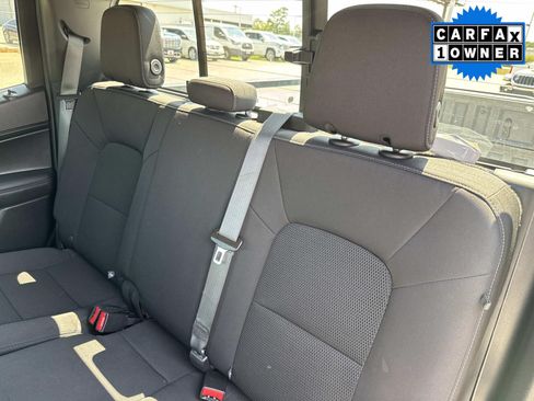 Used 2024 GMC Canyon Elevation w/ Convenience Package RWD image 16