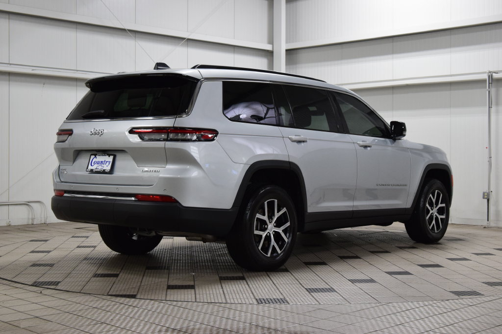 Used 2025 Jeep Grand Cherokee L Limited AWD/4WD image 8