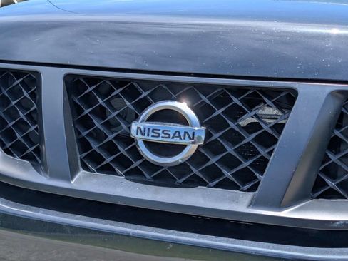 Used 2015 Nissan Titan PRO-4X AWD/4WD image 4
