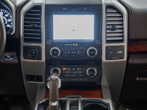 Used 2019 Ford F150 King Ranch w/ Equipment Group 601A Luxury image 31