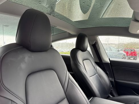 Used 2020 Tesla Model 3 Long Range image 14