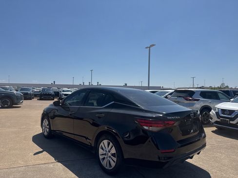 Certified 2024 Nissan Sentra S image 15