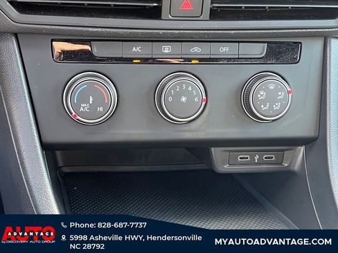 Used 2023 Volkswagen Jetta Sport image 13