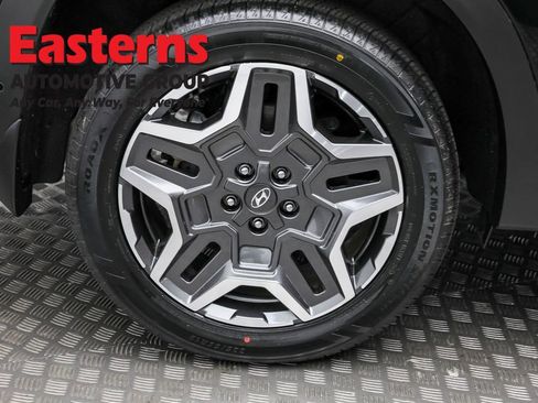 Used 2023 Hyundai Santa Fe Limited image 31