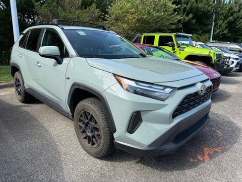 Used 2023 Toyota RAV4 XLE w/ Convenience Package AWD/4WD image 3