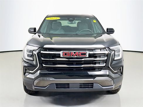 Used 2025 GMC Terrain Elevation image 13