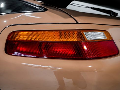 Used 1987 Porsche 928 S4 image 34