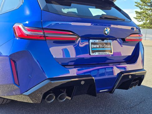 New 2027 BMW M5 Touring AWD/4WD image 8