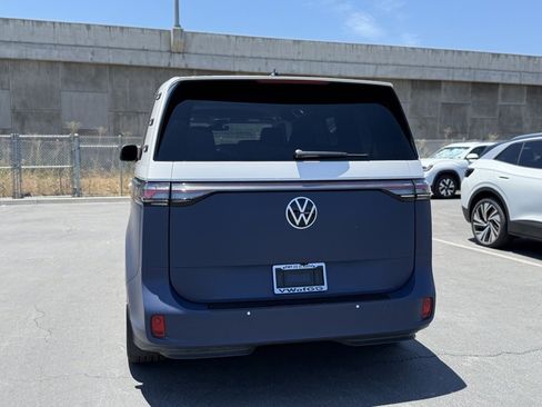 New 2025 Volkswagen ID. Buzz Pro S image 9