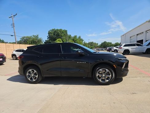 Used 2023 Chevrolet Blazer LT w/ Driver Confidence Package FWD image 4