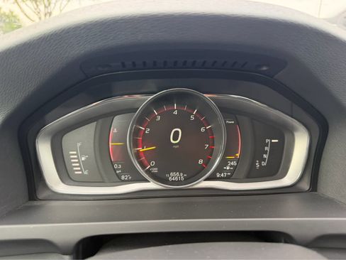 Used 2017 Volvo S60 T5 Inscription FWD image 8