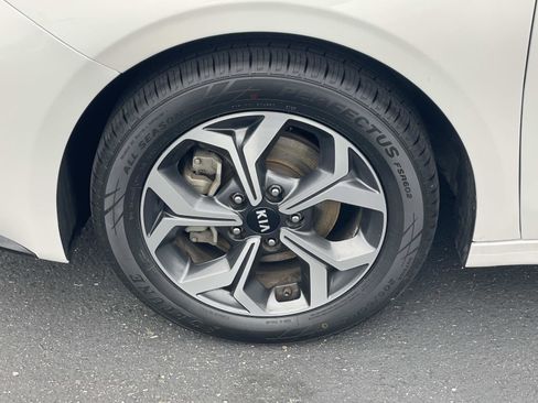 Used 2019 Kia Forte LXS image 30