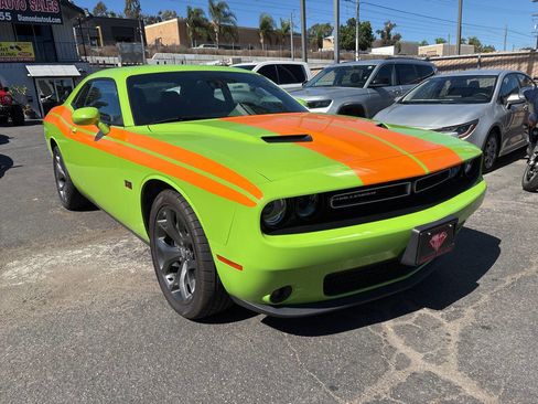 Used 2015 Dodge Challenger R/T Plus image 5