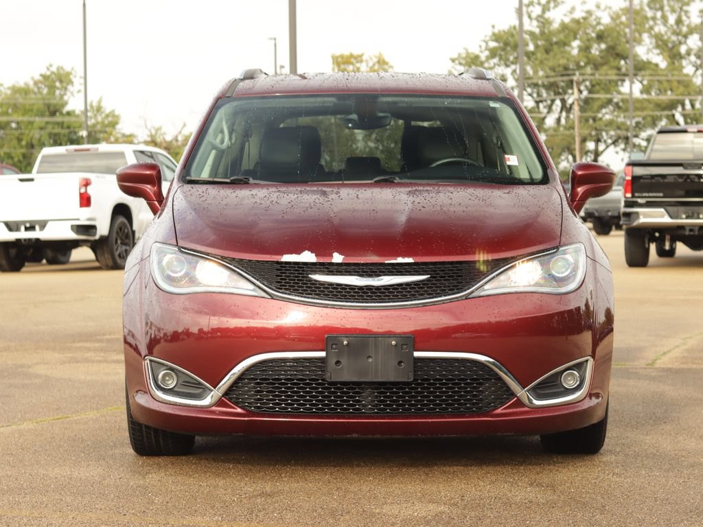 Used 2017 Chrysler Pacifica Touring-L Plus w/ Tire & Wheel Group FWD image 2