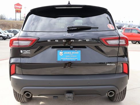 New 2026 Ford Escape ST-Line Select w/ Equipment Group 401A image 4