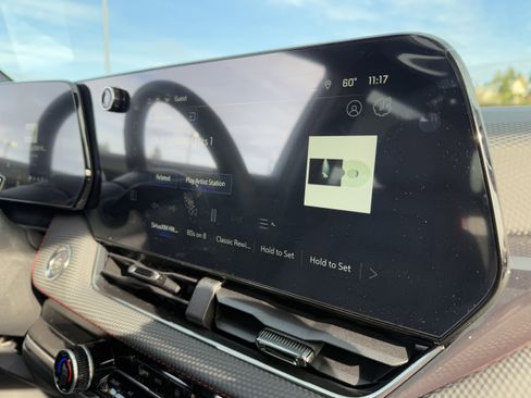 New 2026 Chevrolet Equinox RS image 15