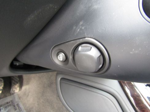 Used 2015 Audi A8 L 4.0T w/ Premium Package image 24