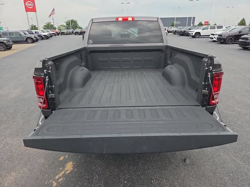 Used 2025 RAM 2500 Big Horn AWD/4WD image 7