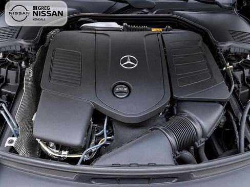 Used 2024 Mercedes-Benz C 300 Sedan image 15