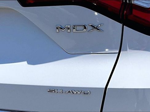 Used 2022 Acura MDX SH-AWD image 25
