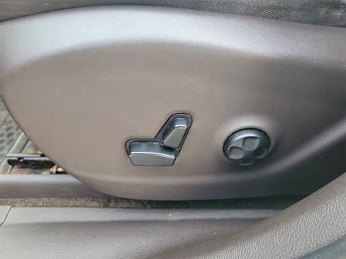 Used 2015 Jeep Cherokee Trailhawk w/ Trailer Tow Group image 16