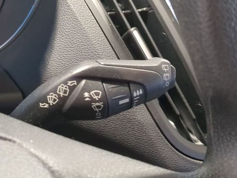 Used 2019 Ford Escape SE FWD image 29
