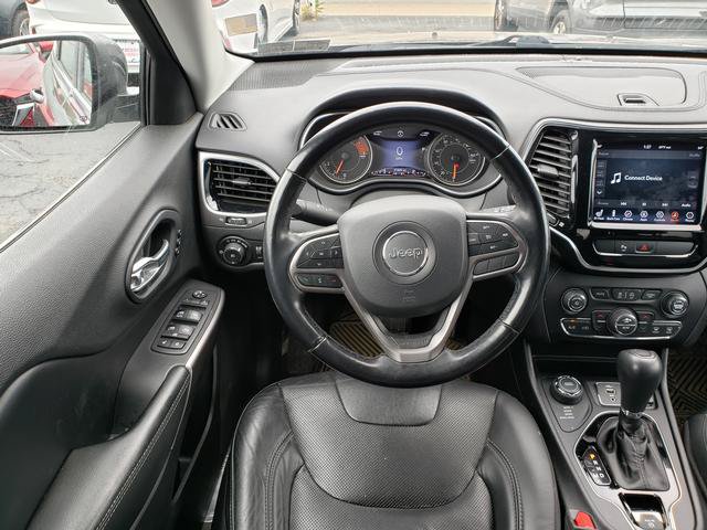 Used 2019 Jeep Cherokee Limited AWD/4WD image 17