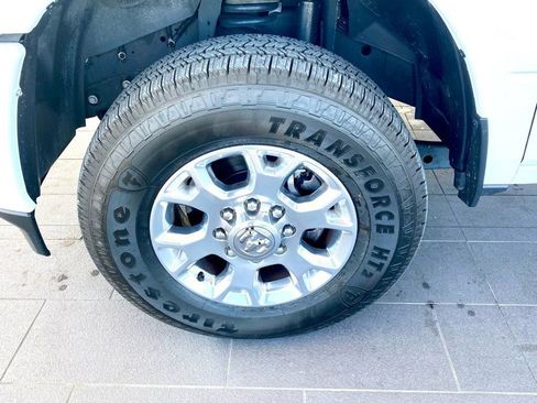 Used 2024 RAM 3500 Laramie image 12