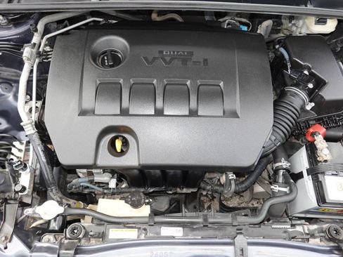 Used 2014 Toyota Corolla LE FWD image 27