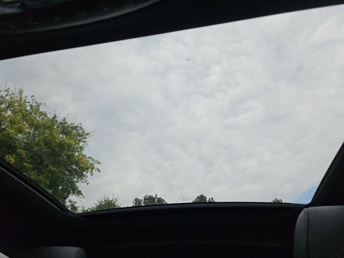 Used 2025 Mercedes-Benz CLA 250 4MATIC image 29