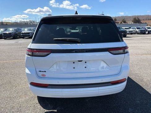 New 2026 Jeep Grand Cherokee Limited Reserve image 4