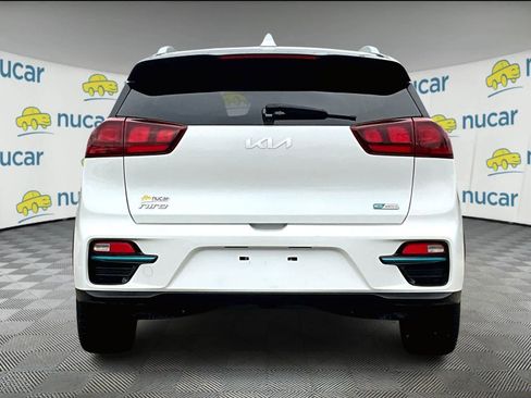 Used 2022 Kia Niro EX w/ Cold Weather Package image 5
