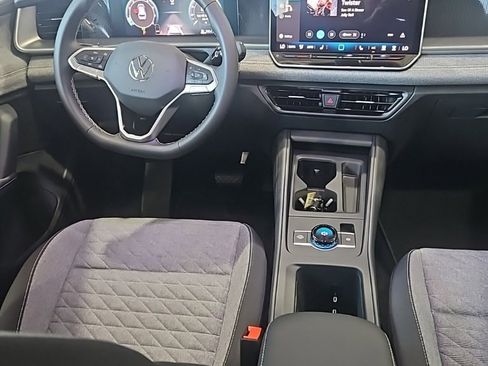 New 2025 Volkswagen Tiguan S image 24