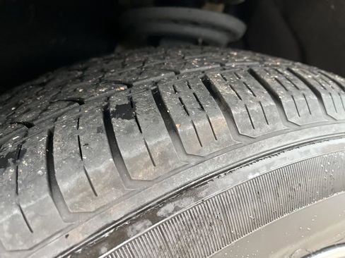 Used 2023 Chevrolet Blazer LT w/ Driver Confidence Package image 8