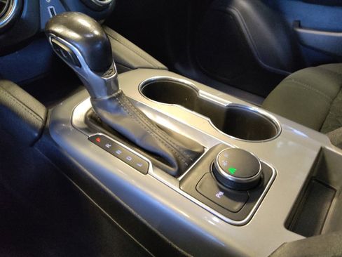 Used 2019 Chevrolet Blazer LT image 26