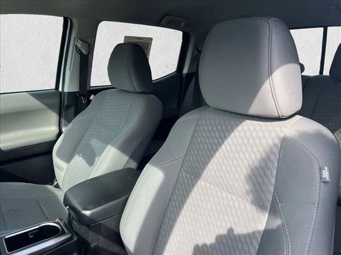 Certified 2021 Toyota Tacoma SR5 image 16