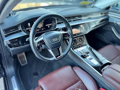 Used 2022 Audi S8 image 13