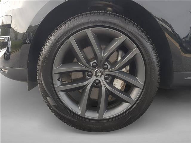Used 2025 Land Rover Range Rover Sport SE AWD/4WD image 29